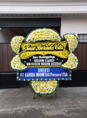 Papan Bunga Duka di Kamurang